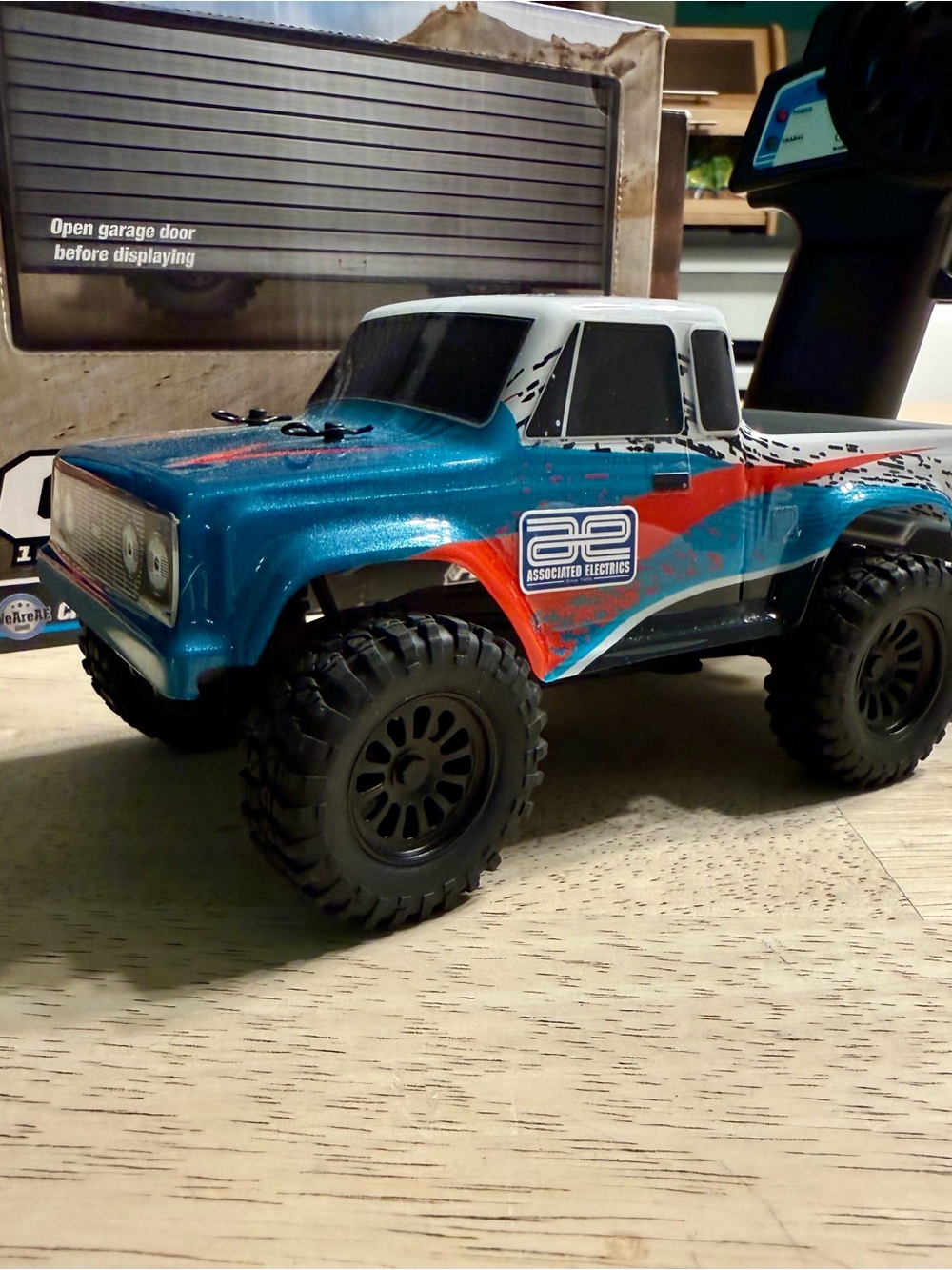 Team Associated CR28 Trail Truck